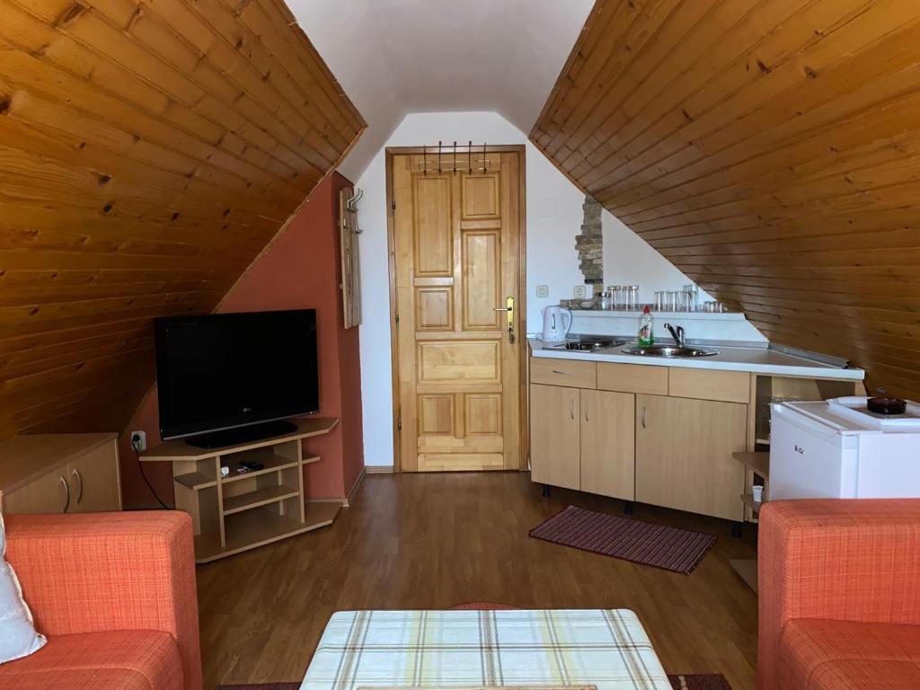 Apartmani Marija Яхорина Экстерьер фото