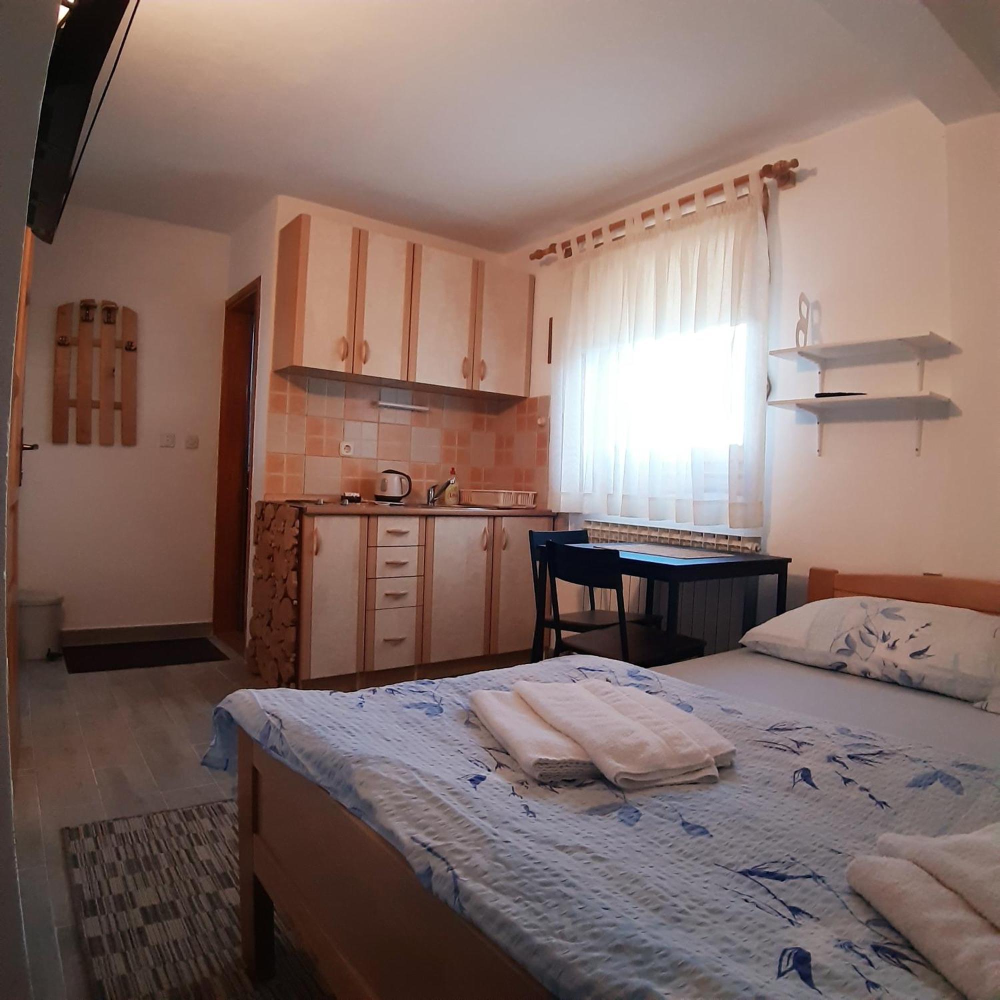 Apartmani Marija Яхорина Экстерьер фото