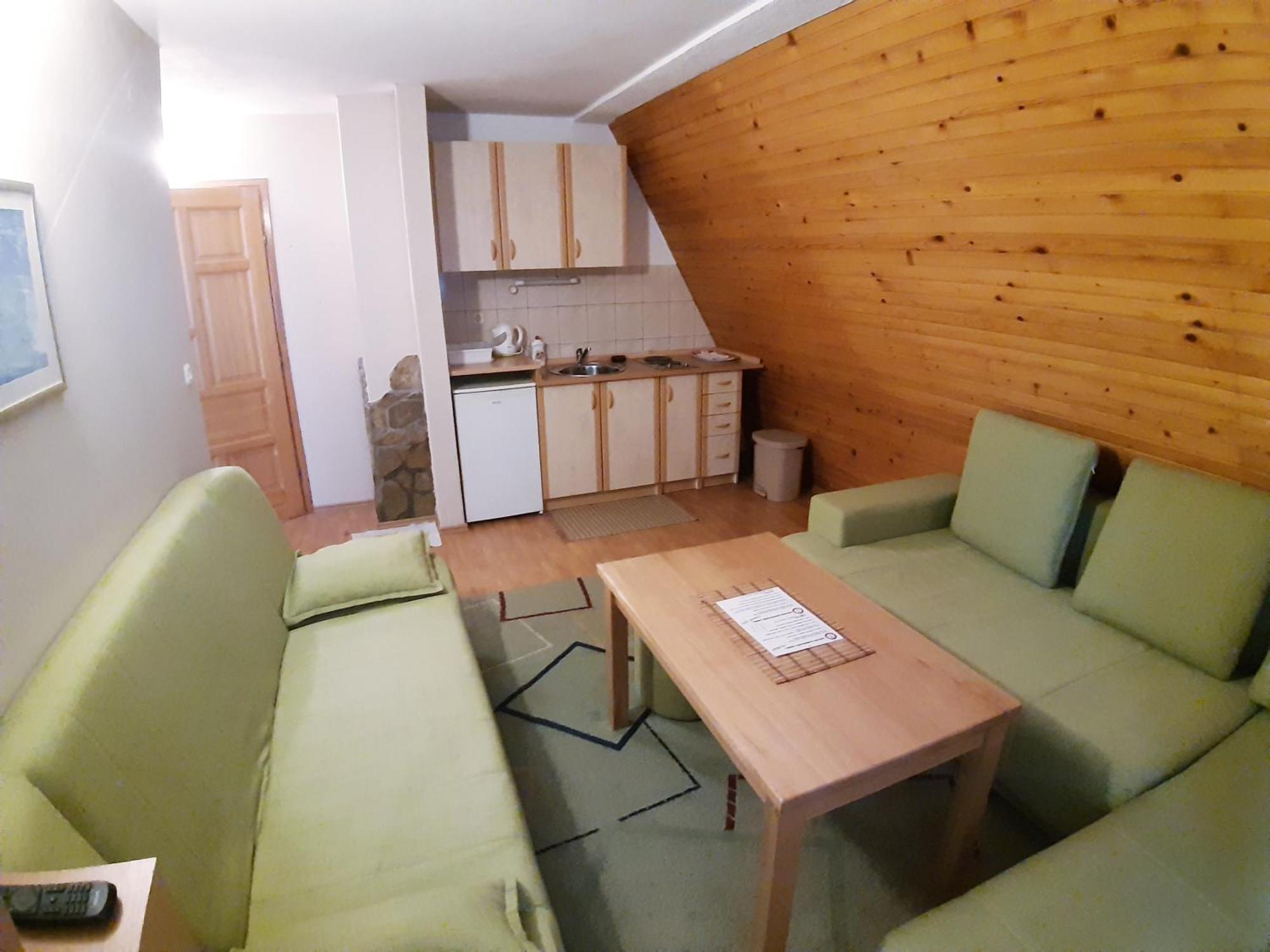 Apartmani Marija Яхорина Экстерьер фото