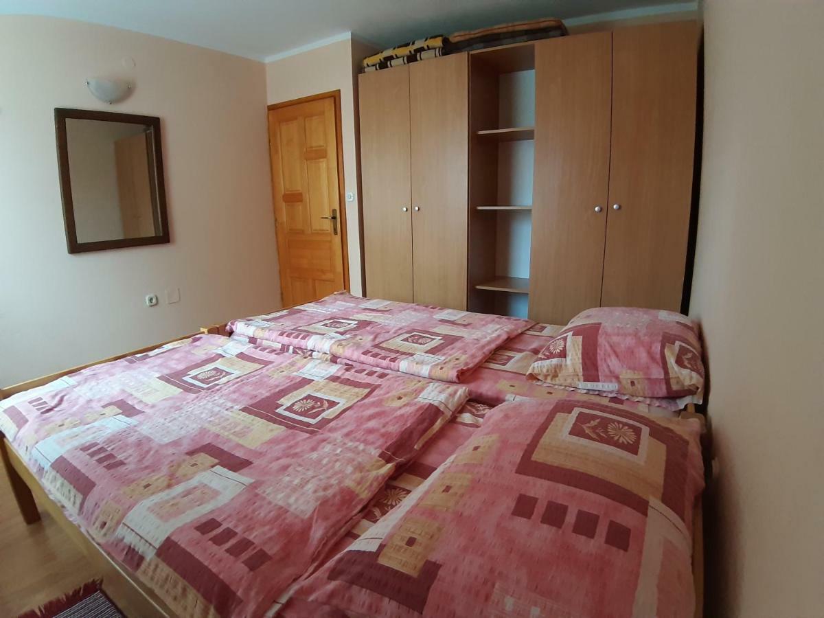 Apartmani Marija Яхорина Экстерьер фото